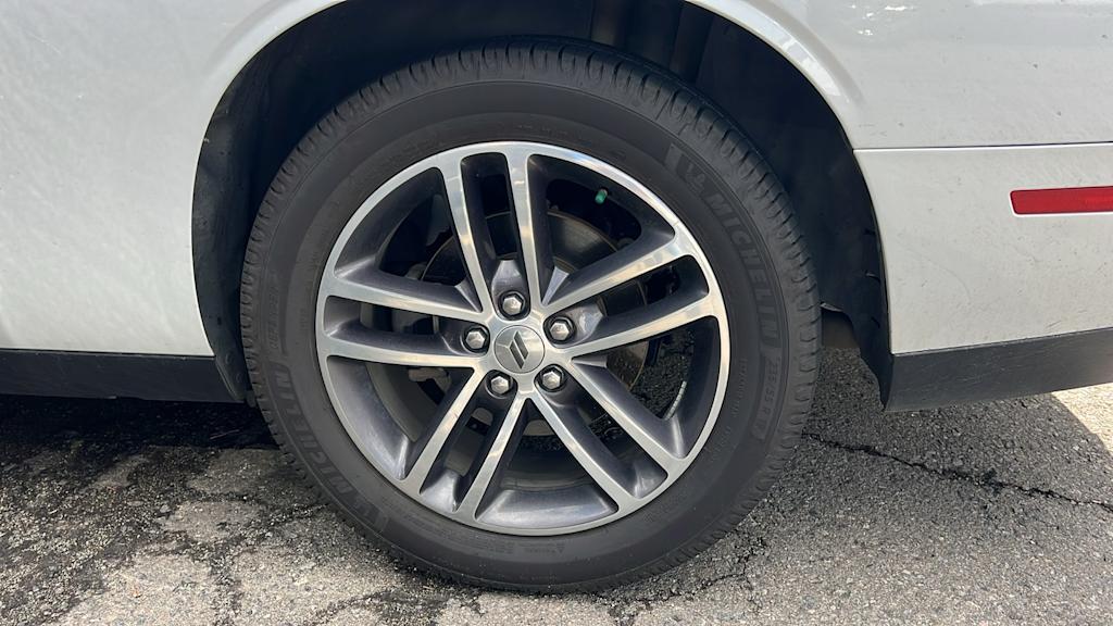 Thumbnail: 2019 Dodge Challenger - 5