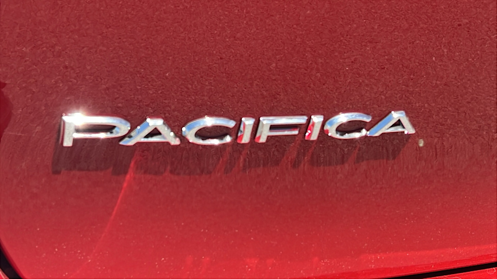 Thumbnail: 2027 Chrysler Pacifica - 30
