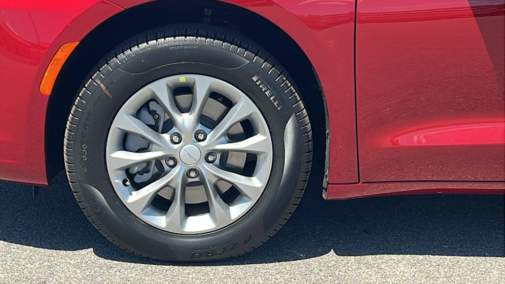 Thumbnail: 2027 Chrysler Pacifica - 8