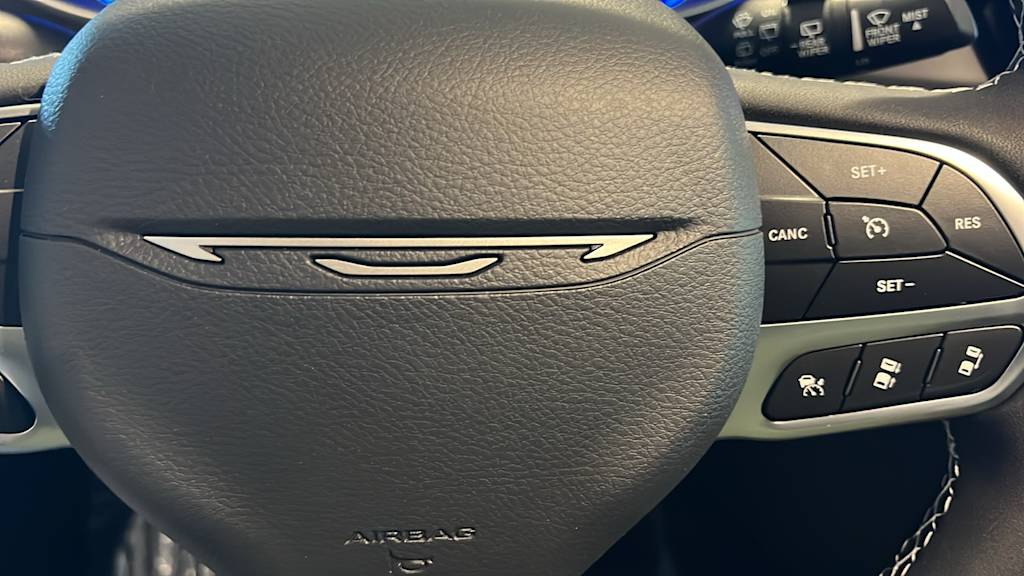 Thumbnail: 2027 Chrysler Pacifica - 25