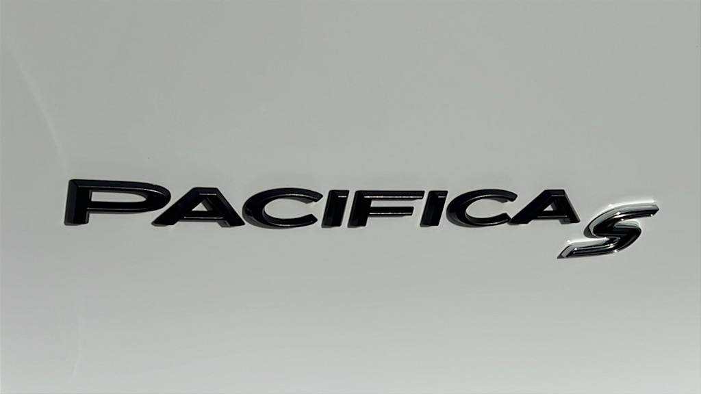 Thumbnail: 2026 Chrysler Pacifica - 30