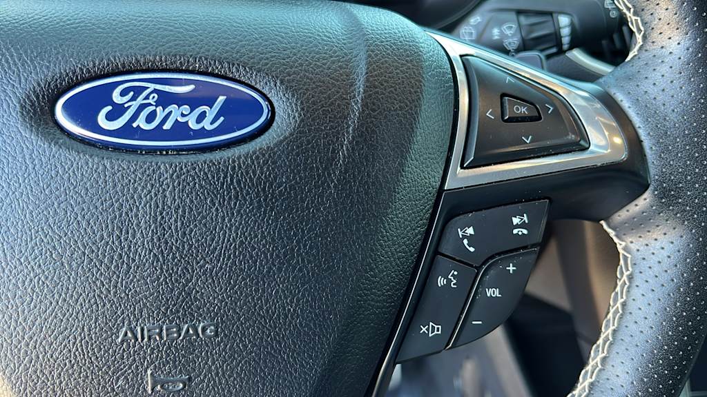 Thumbnail: 2022 Ford Edge - 26