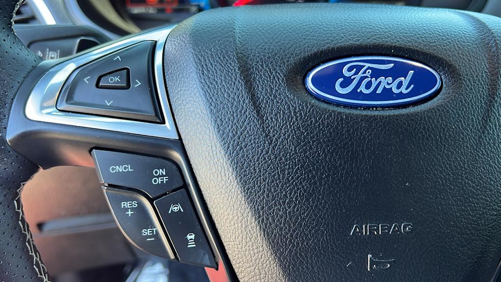Thumbnail: 2022 Ford Edge - 25