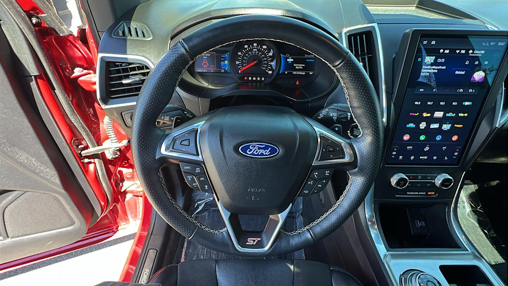 Thumbnail: 2022 Ford Edge - 9