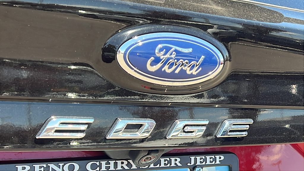Thumbnail: 2022 Ford Edge - 7