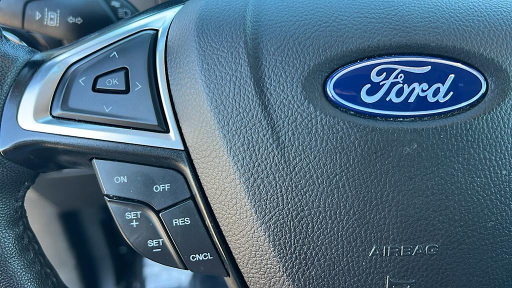 Thumbnail: 2023 Ford Edge - 25