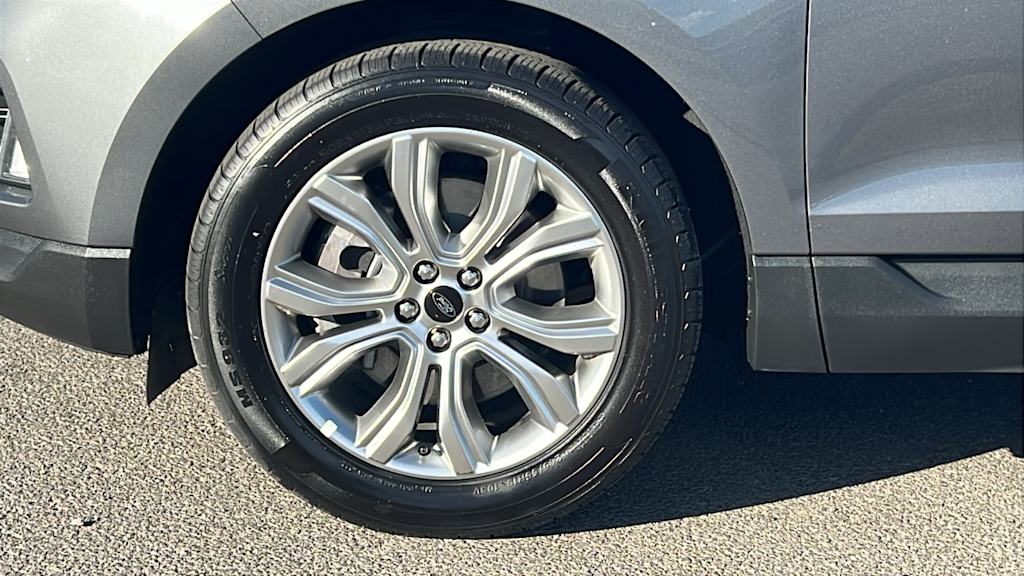 Thumbnail: 2024 Ford Edge - 8