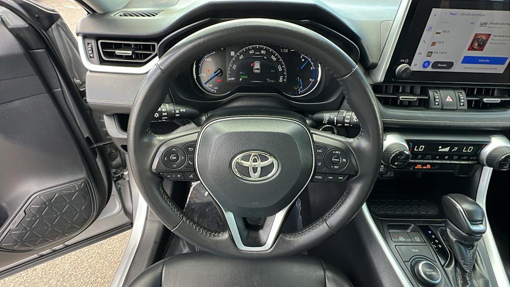 Thumbnail: 2024 Toyota RAV4 - 9