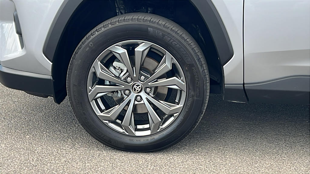 Thumbnail: 2024 Toyota RAV4 - 8