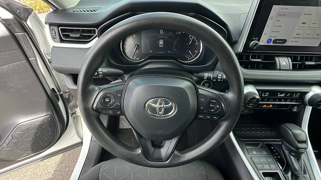 Thumbnail: 2024 Toyota RAV4 - 9