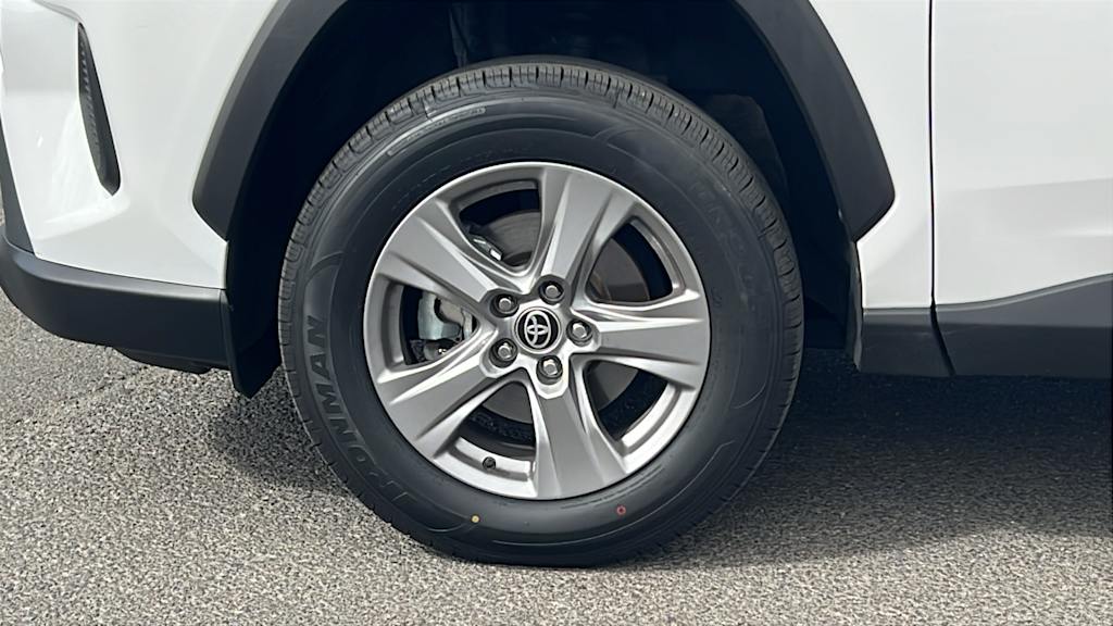 Thumbnail: 2024 Toyota RAV4 - 8