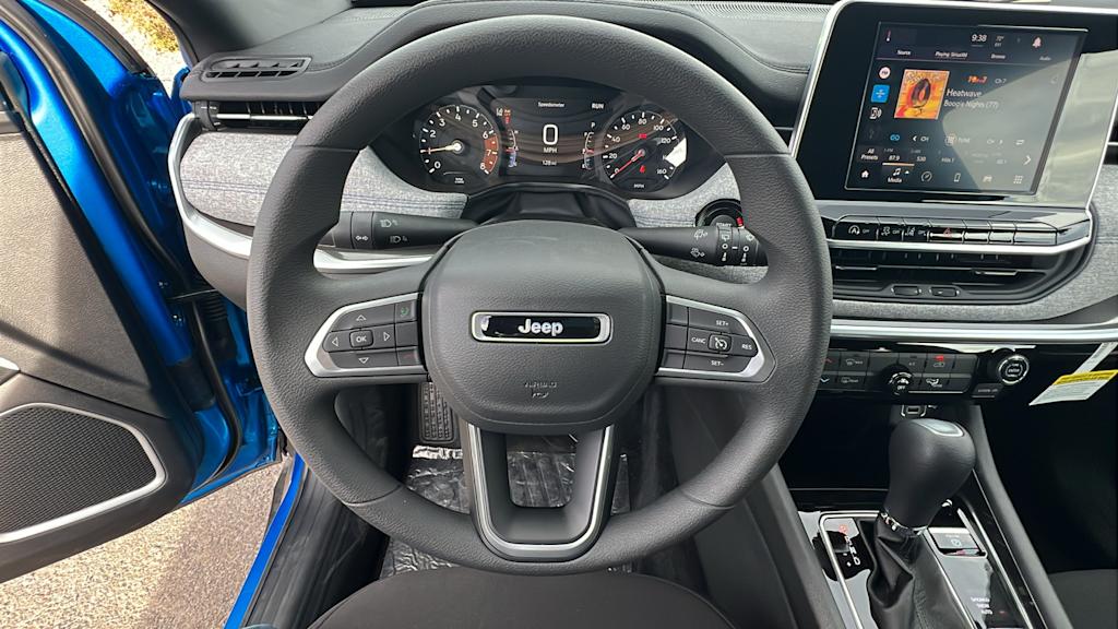Thumbnail: 2025 Jeep Compass - 9