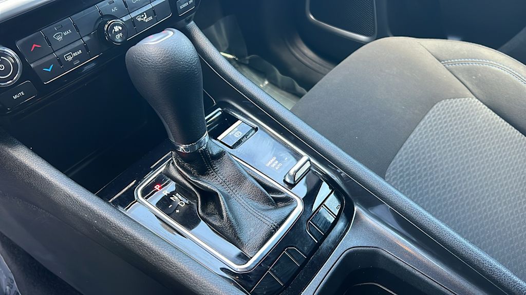 Thumbnail: 2023 Jeep Compass - 15