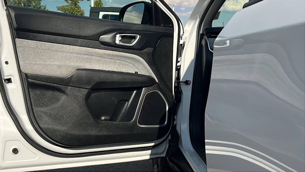 Thumbnail: 2022 Jeep Compass - 29