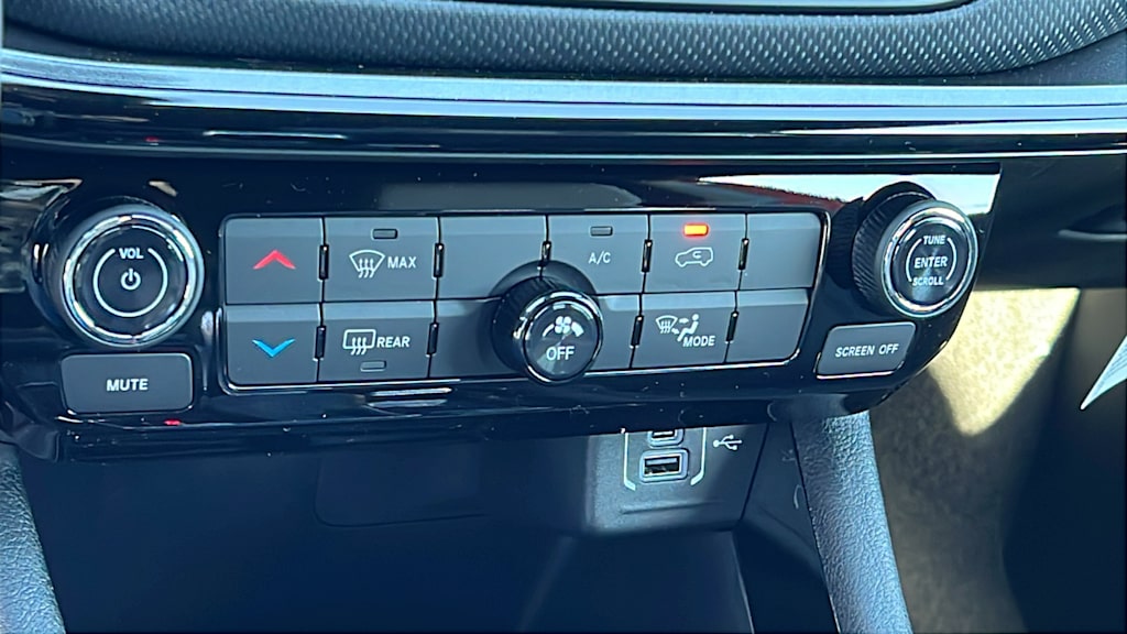Thumbnail: 2026 Jeep Compass - 21