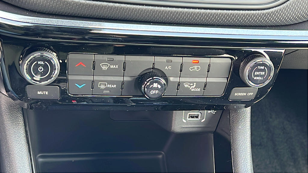 Thumbnail: 2026 Jeep Compass - 22