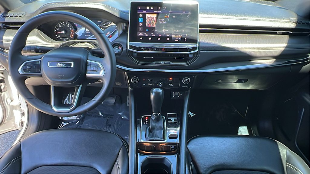 Thumbnail: 2023 Jeep Compass - 12