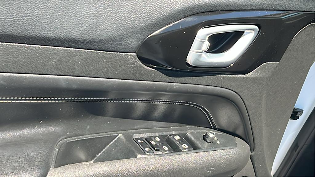Thumbnail: 2023 Jeep Compass - 26