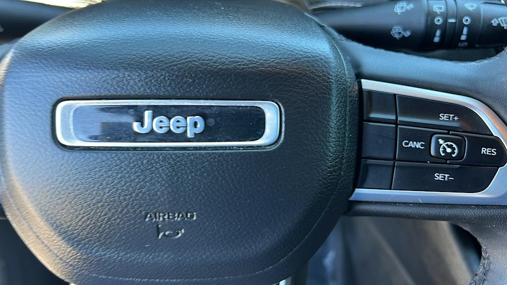 Thumbnail: 2023 Jeep Compass - 25