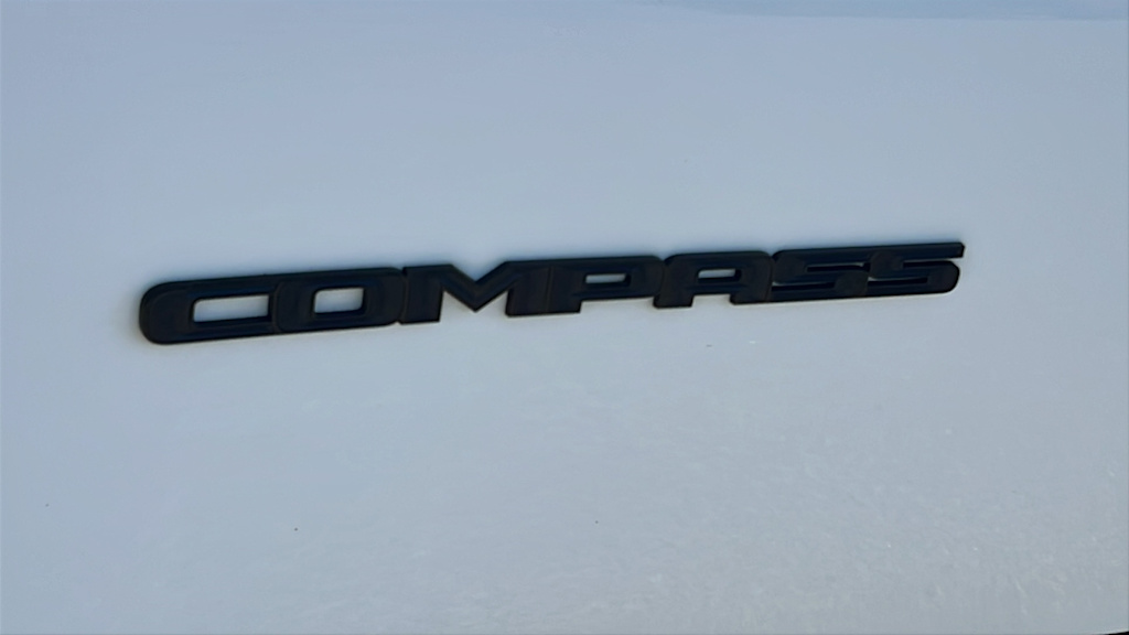 Thumbnail: 2023 Jeep Compass - 7