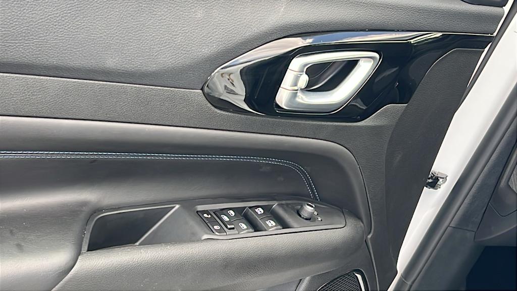 Thumbnail: 2026 Jeep Compass - 28