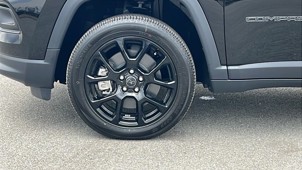 Thumbnail: 2026 Jeep Compass - 8