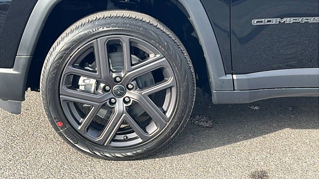 Thumbnail: 2026 Jeep Compass - 8