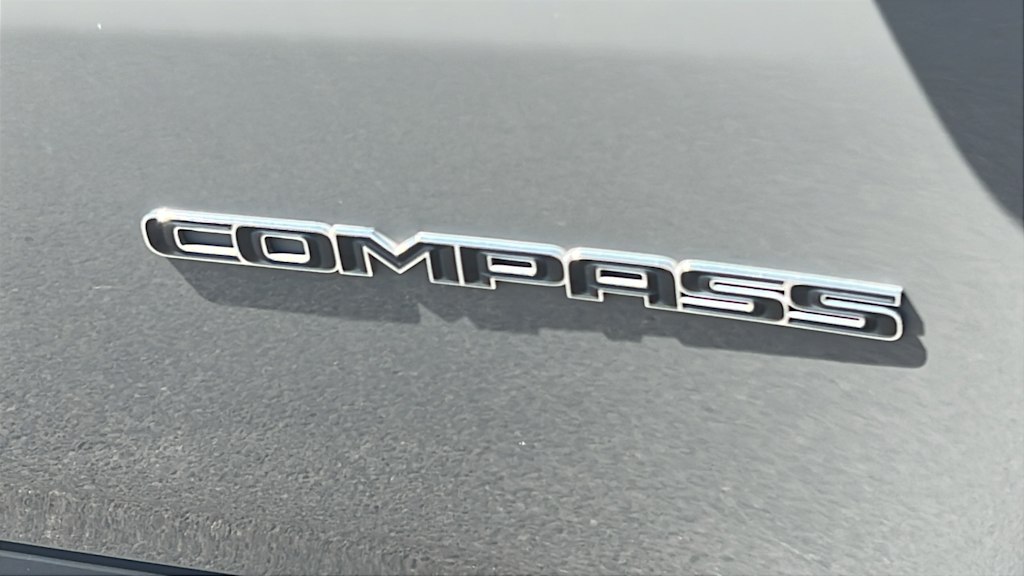 Thumbnail: 2022 Jeep Compass - 7