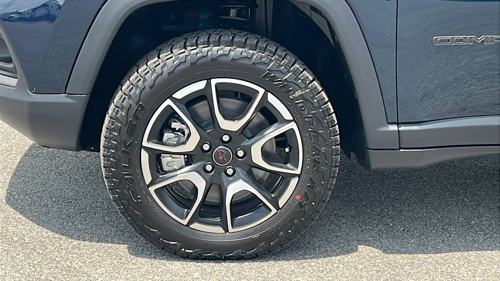 Thumbnail: 2026 Jeep Compass - 8