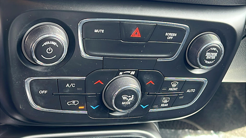 Thumbnail: 2021 Jeep Compass - 22