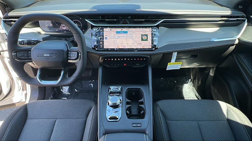 Thumbnail: 2026 Jeep Cherokee - 13