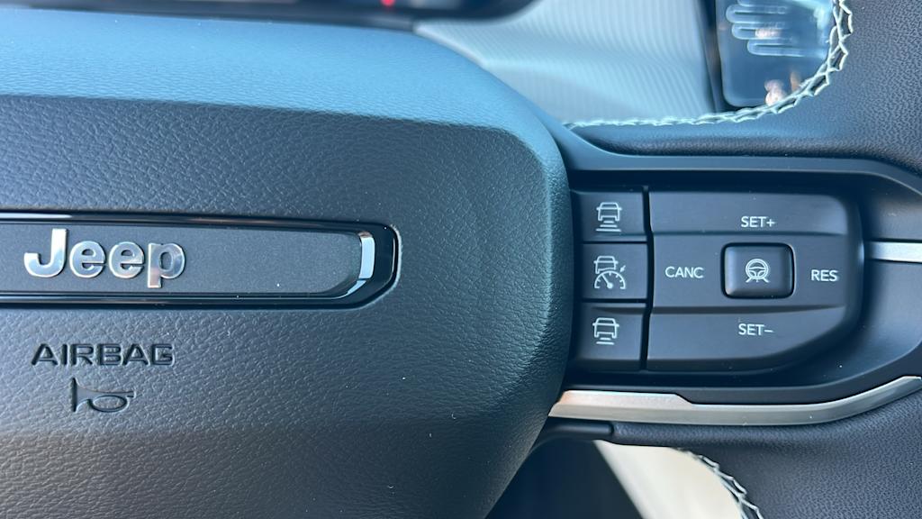 Thumbnail: 2026 Jeep Cherokee - 26