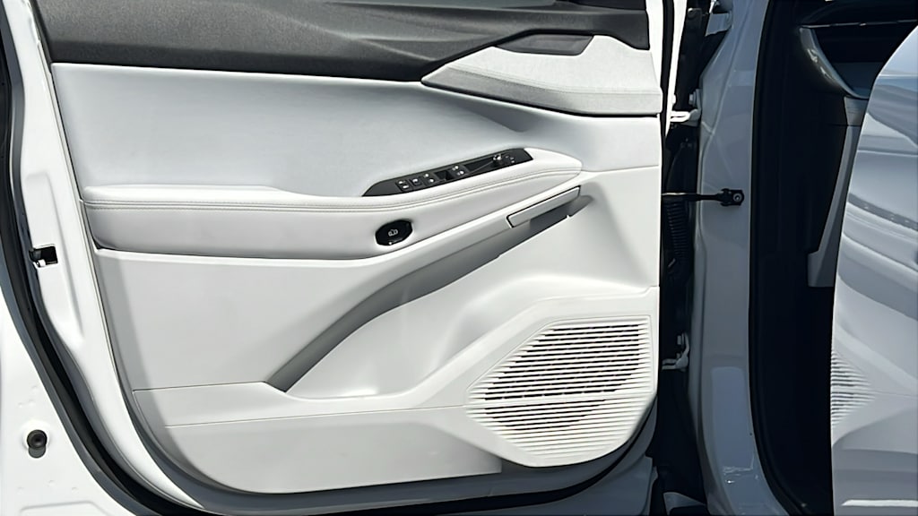 Thumbnail: 2026 Jeep Cherokee - 29