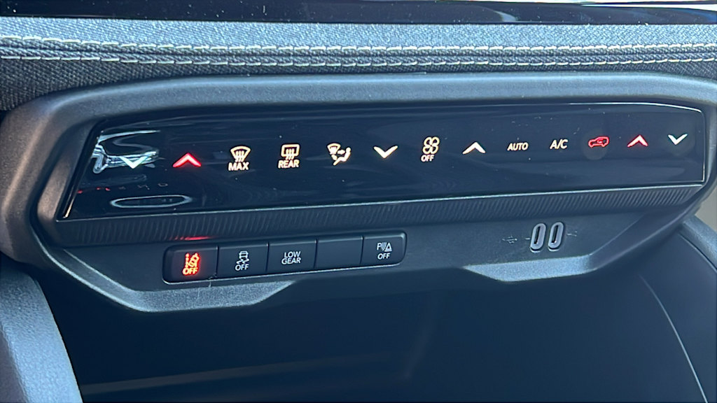 Thumbnail: 2026 Jeep Cherokee - 22