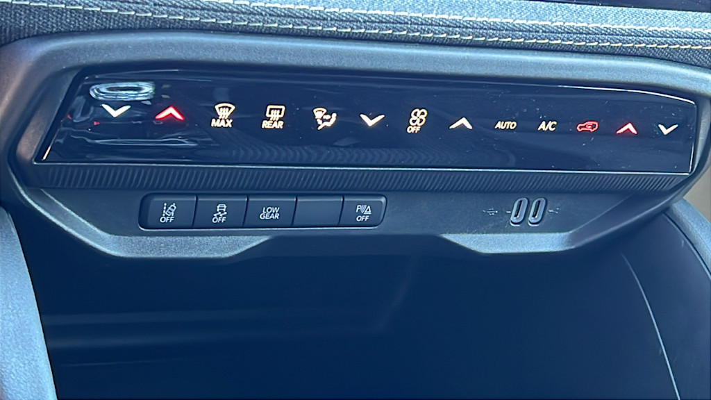 Thumbnail: 2026 Jeep Cherokee - 21