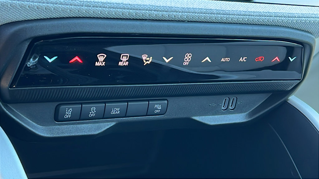 Thumbnail: 2026 Jeep Cherokee - 22