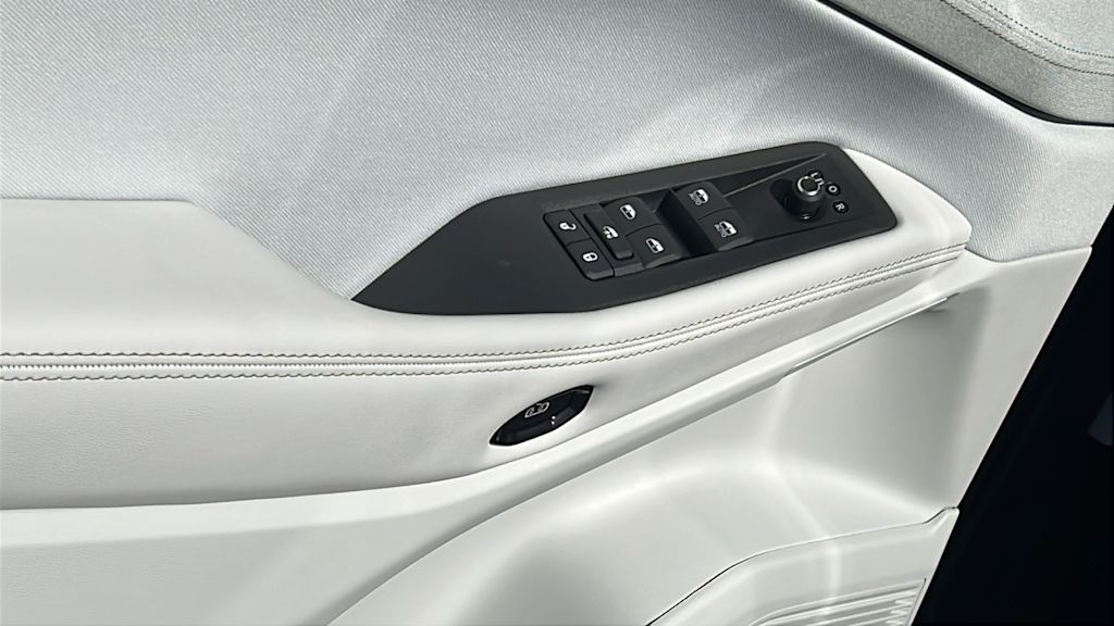 Thumbnail: 2026 Jeep Cherokee - 28