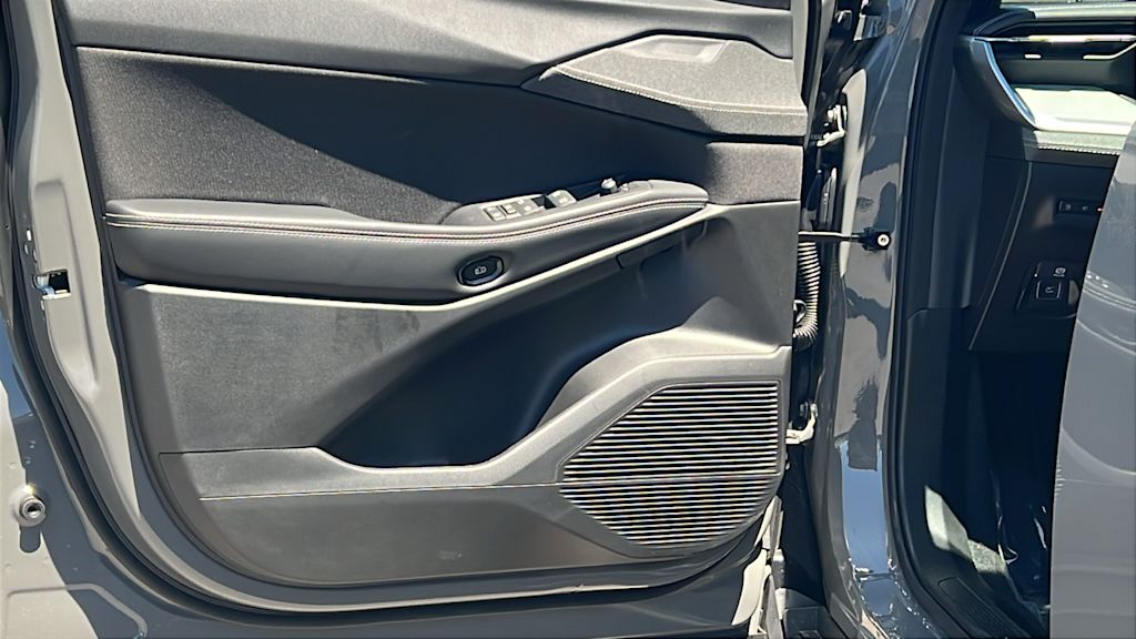 Thumbnail: 2026 Jeep Cherokee - 28