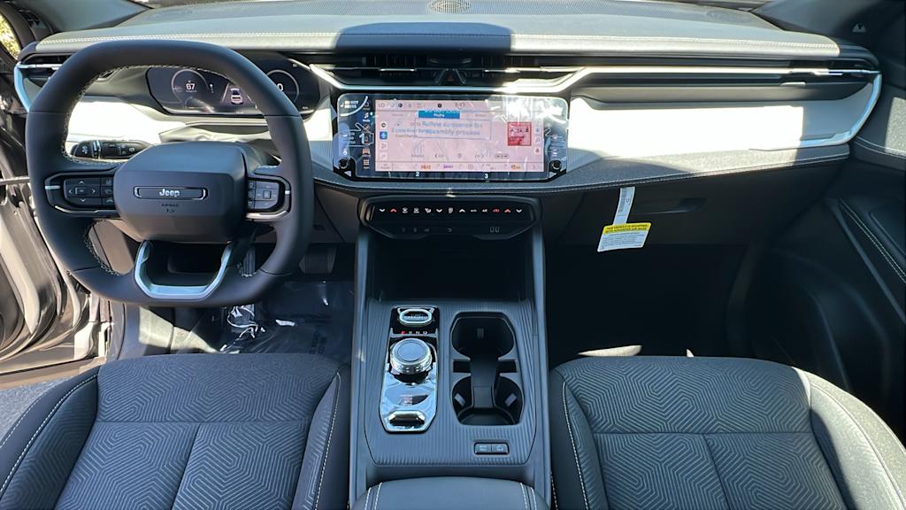 Thumbnail: 2026 Jeep Cherokee - 10