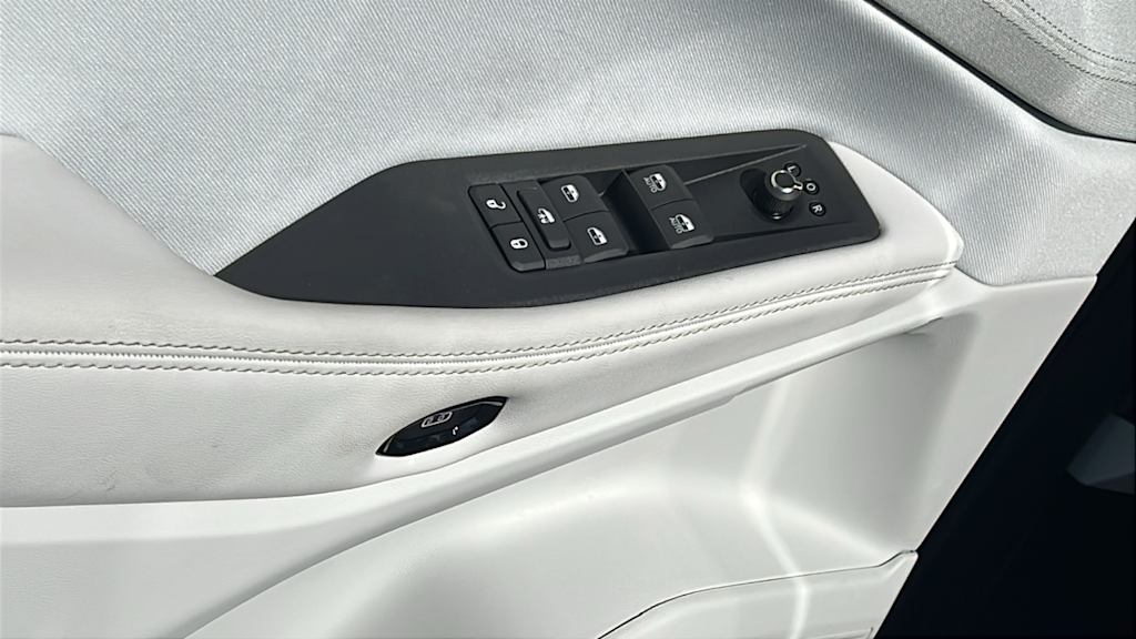 Thumbnail: 2026 Jeep Cherokee - 28