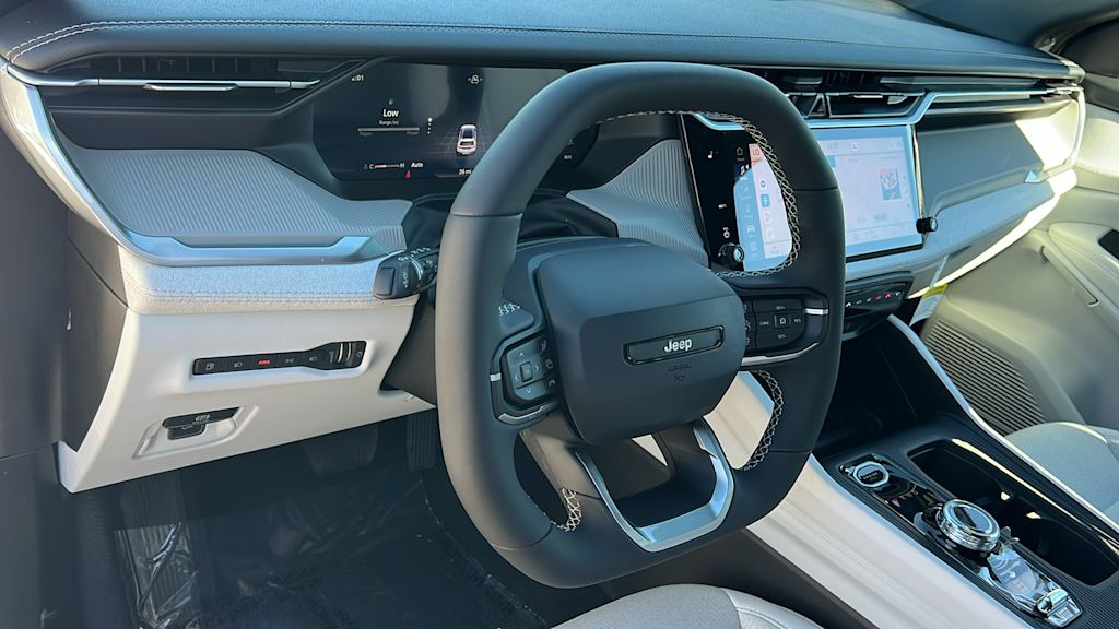 Thumbnail: 2026 Jeep Cherokee - 9