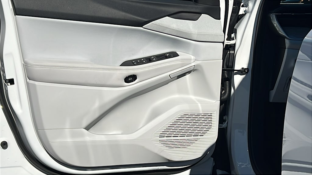 Thumbnail: 2026 Jeep Cherokee - 29
