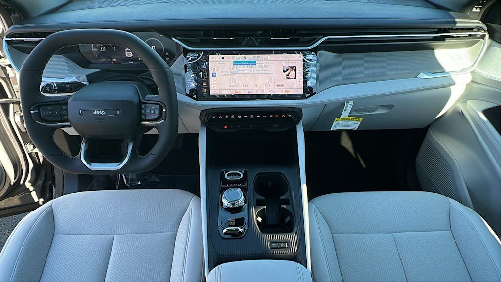 Thumbnail: 2026 Jeep Cherokee - 10