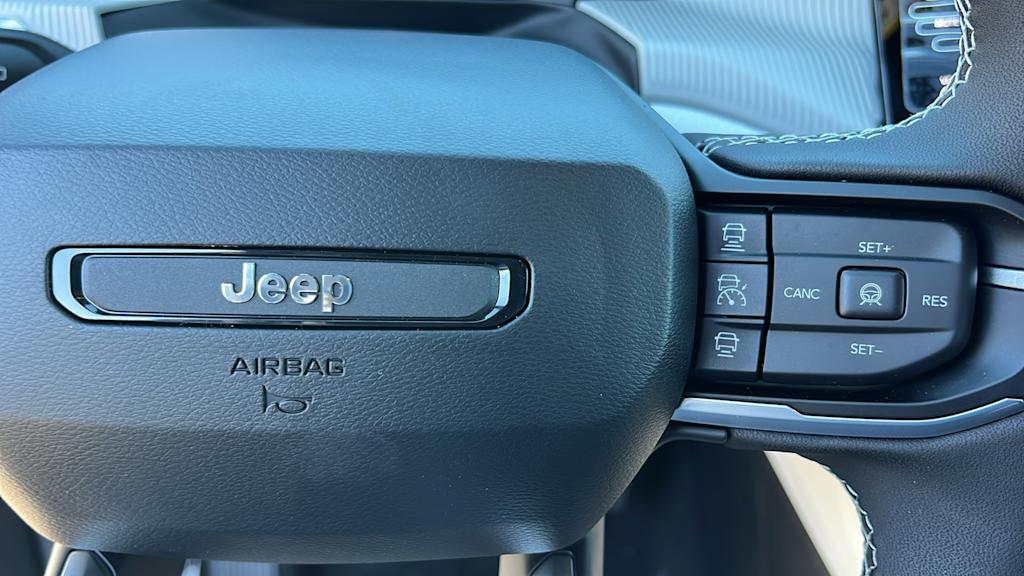 Thumbnail: 2026 Jeep Cherokee - 25
