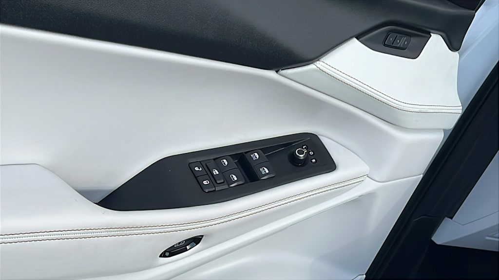 Thumbnail: 2026 Jeep Cherokee - 27