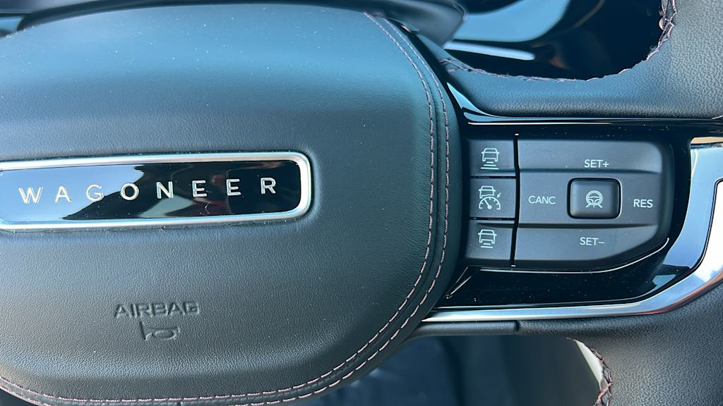 Thumbnail: 2025 Jeep Wagoneer S - 25