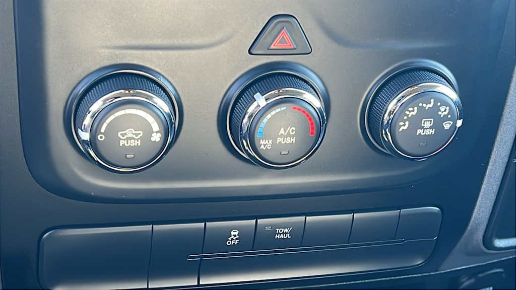 Thumbnail: 2022 RAM 1500 - 23