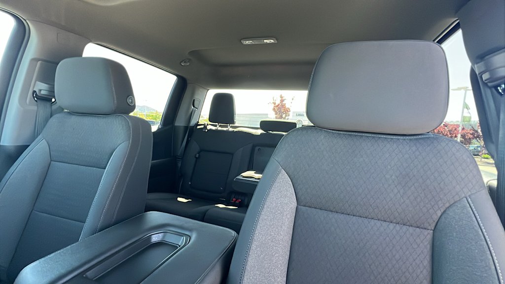 2023 Chevrolet Silverado 1500 Custom 10