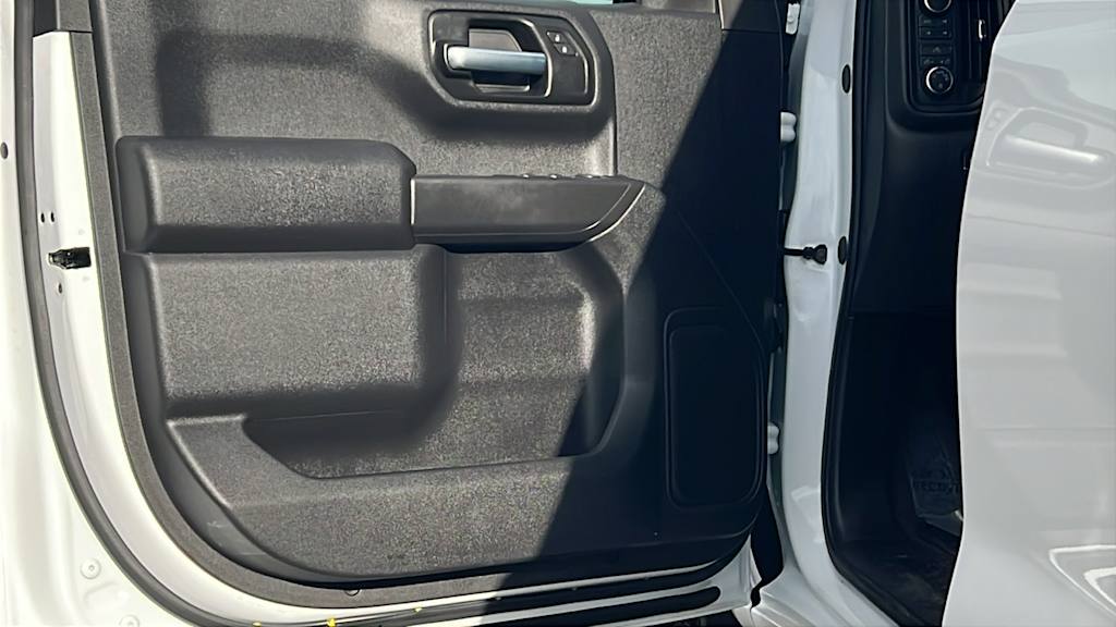 Thumbnail: 2025 Chevrolet Silverado 1500 - 29