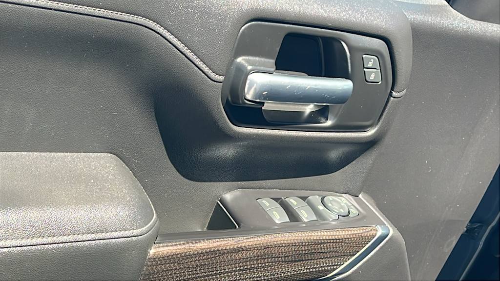 Thumbnail: 2019 Chevrolet Silverado 1500 - 28